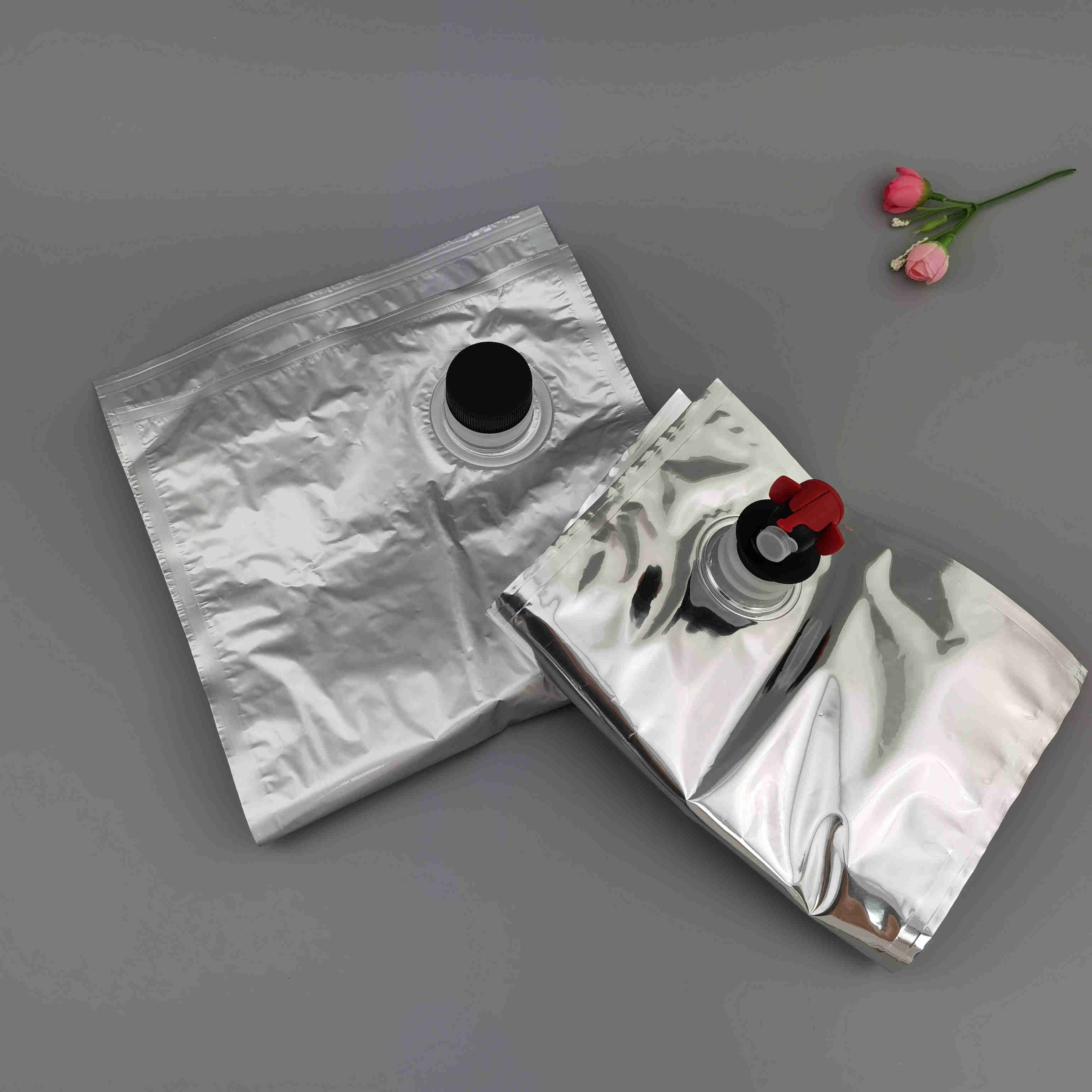 大量供應(yīng)3L5升涂料/木蠟油液體桶包裝內(nèi)袋涂料膠水旋蓋鍍鋁盒中袋