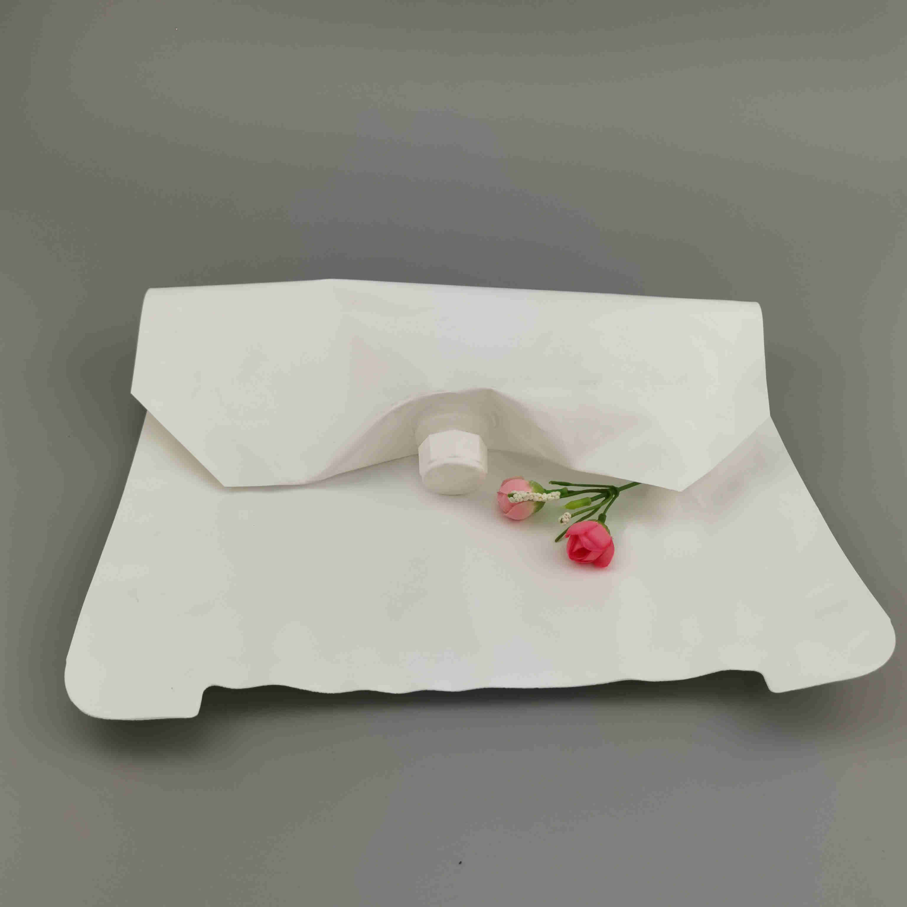 廠(chǎng)家定制牧場(chǎng)牛初乳吸嘴袋 4千克鋁箔冷藏牛初乳液吸嘴自立包裝袋